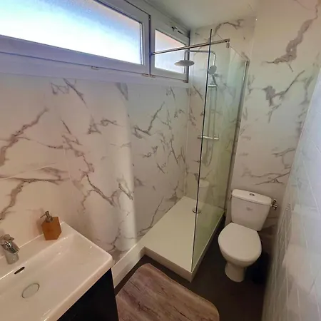 Maison Partagee 4 Proche Du Stade D'ascq Gasthof *